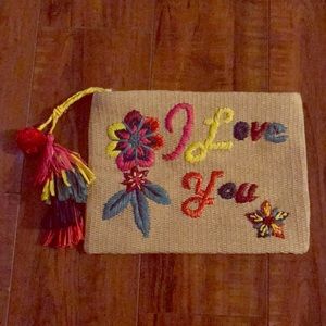 Guadalupe “I love you” Clutch